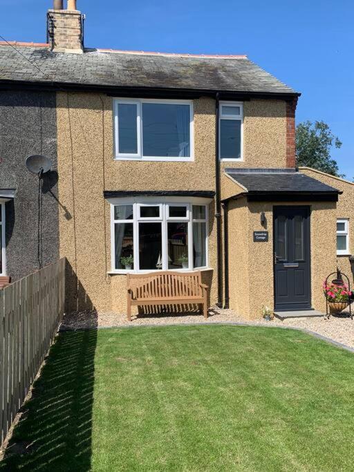 Snowdrop Cottage Seahouses Exterior foto
